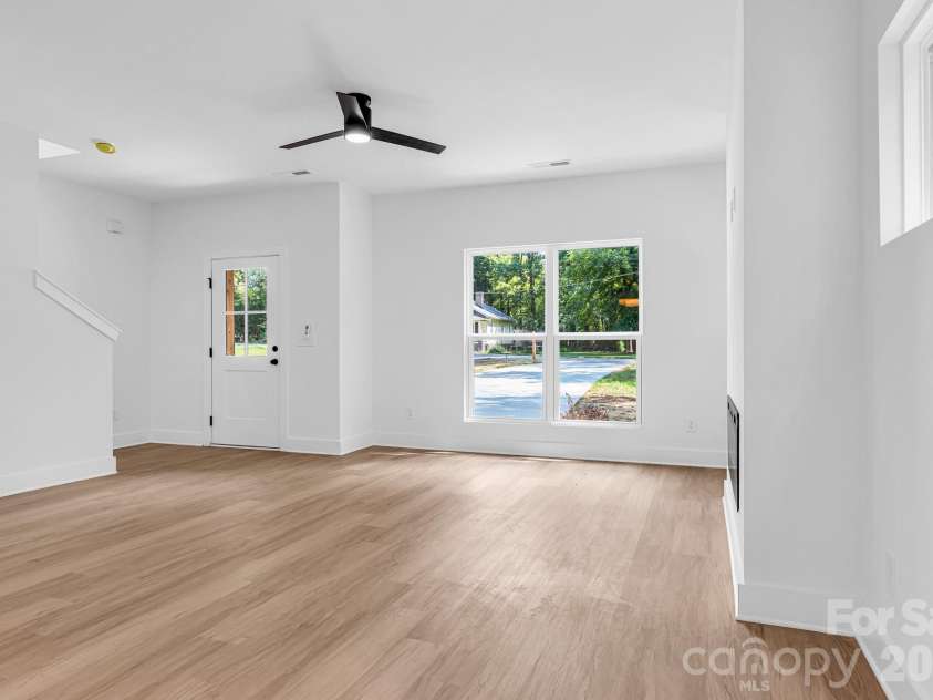 112 Yadkin Avenue, Spencer, NC 28159.  MLS# CAR4422285, YatesRealty ID 49300. 