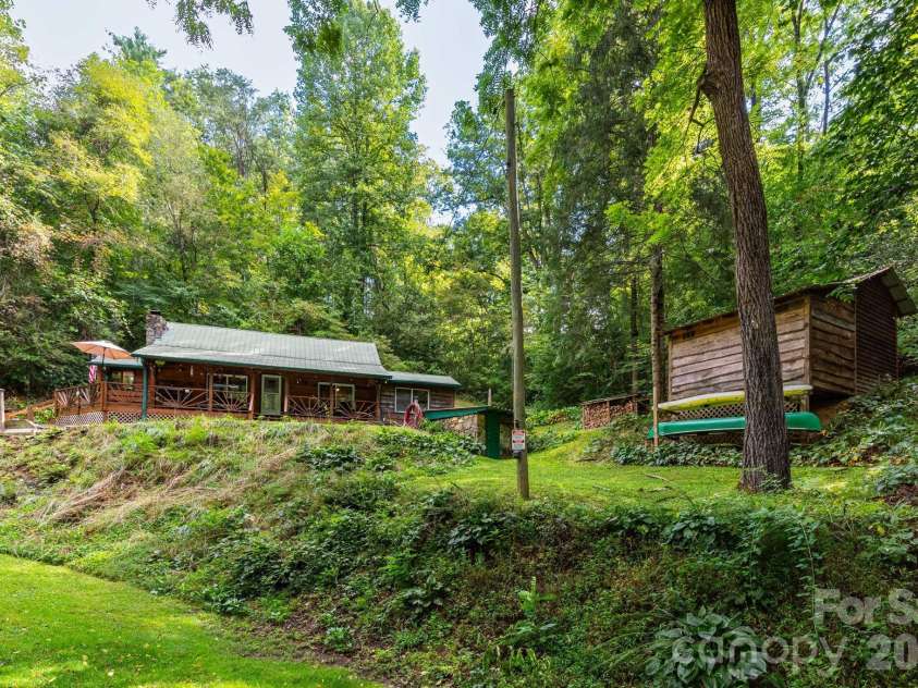 3387 Union Hill Road, Whittier, NC 28789.  MLS# CAR4421408, YatesRealty ID 49303. 