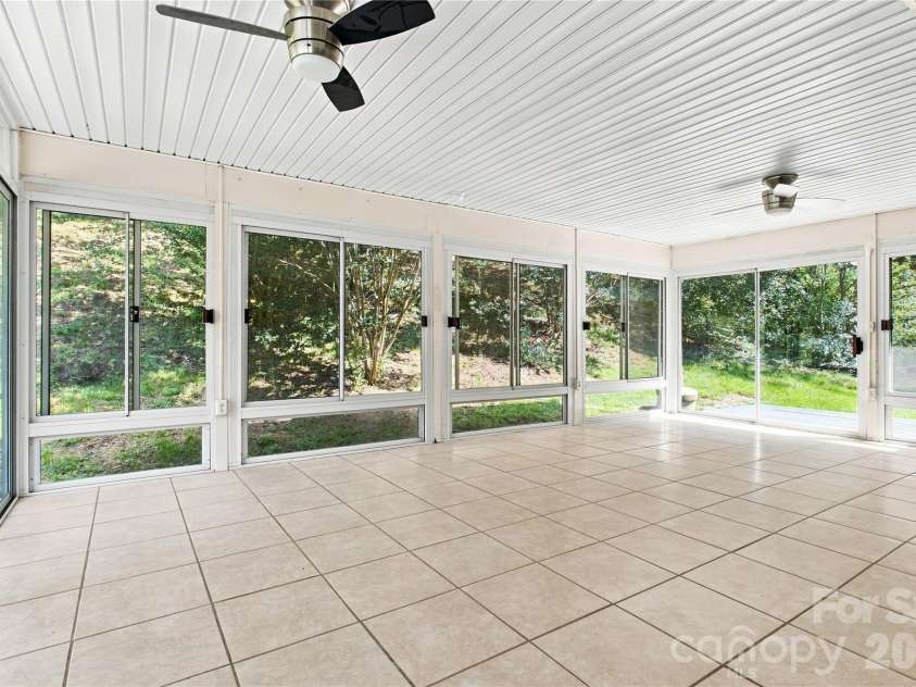 37 Guffey Mountain Road, Fairview, NC 28730.  MLS# CAR4422239, YatesRealty ID 49305. 
