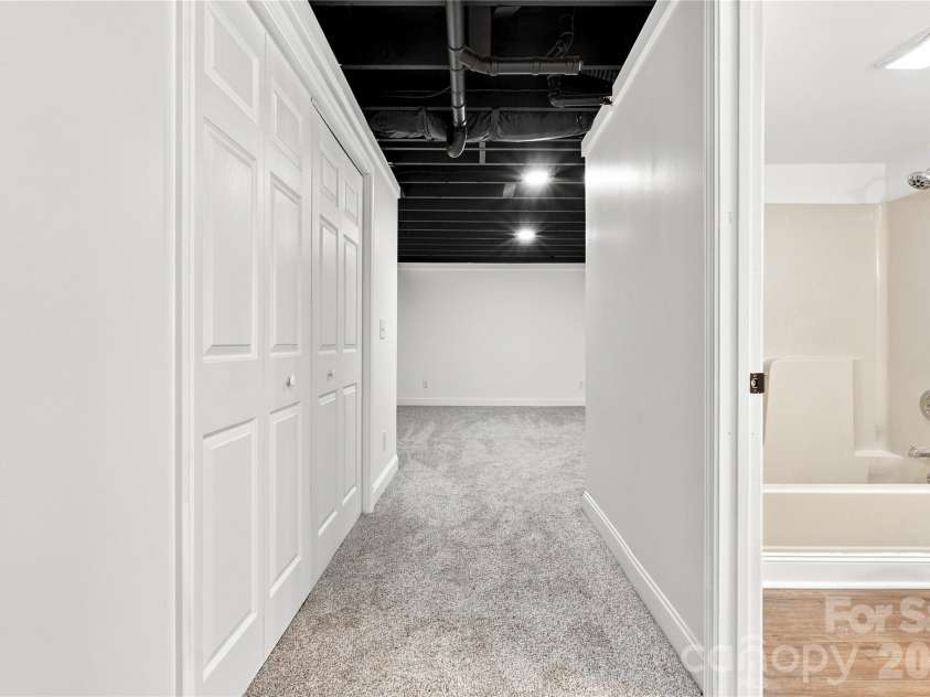 37 Guffey Mountain Road, Fairview, NC 28730.  MLS# CAR4422239, YatesRealty ID 49305. 