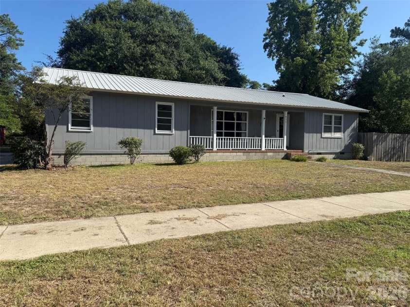 511 Church Street, Kershaw, SC 29067.  MLS# CAR4405856, YatesRealty ID 49308. 