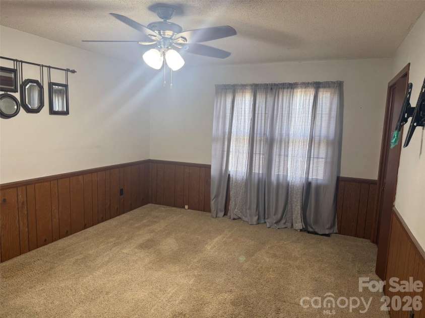 511 Church Street, Kershaw, SC 29067.  MLS# CAR4405856, YatesRealty ID 49308. 