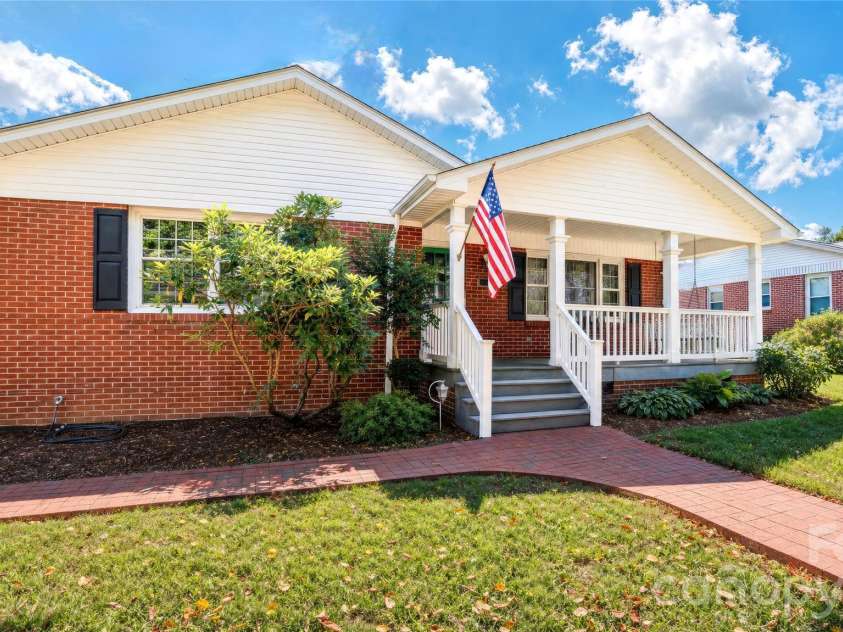 115 Chestnut Street, Morganton, NC 28655.  MLS# CAR4422295, YatesRealty ID 49309. 