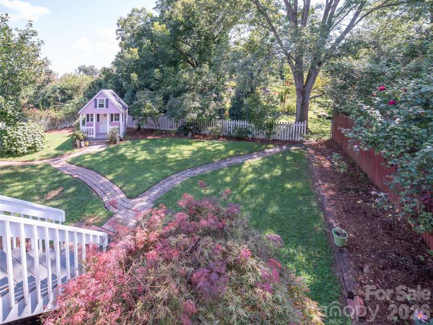 115 Chestnut Street, Morganton, NC 28655.  MLS# CAR4422295, YatesRealty ID 49309. 