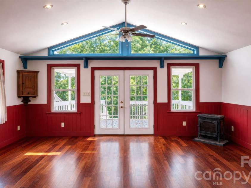 115 Chestnut Street, Morganton, NC 28655.  MLS# CAR4422295, YatesRealty ID 49309. 