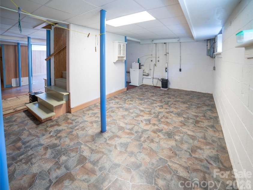 115 Chestnut Street, Morganton, NC 28655.  MLS# CAR4422295, YatesRealty ID 49309. 