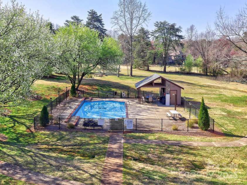1022 Mallard Head Lane, Mooresville, NC 28117.  MLS# CAR4234239, YatesRealty ID 4931. 