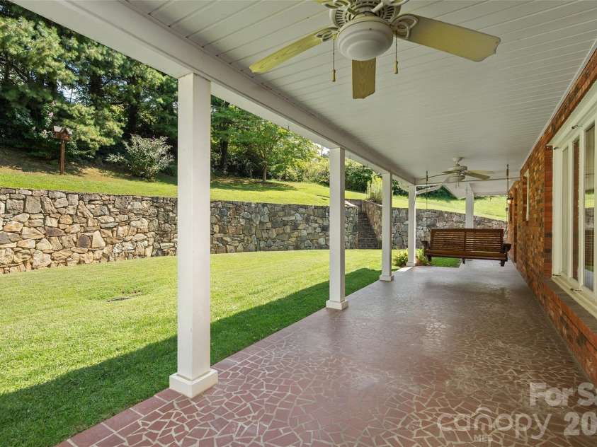 62 Haywood Drive, Canton, NC 28716.  MLS# CAR4410341, YatesRealty ID 49311. 