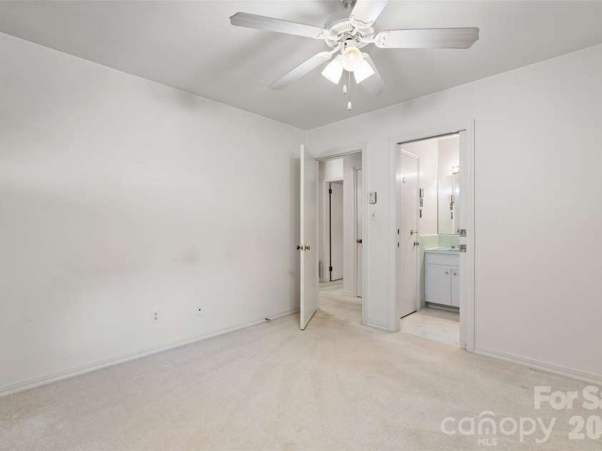 62 Haywood Drive, Canton, NC 28716.  MLS# CAR4410341, YatesRealty ID 49311. 
