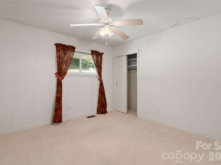 62 Haywood Drive, Canton, NC 28716.  MLS# CAR4410341, YatesRealty ID 49311. 