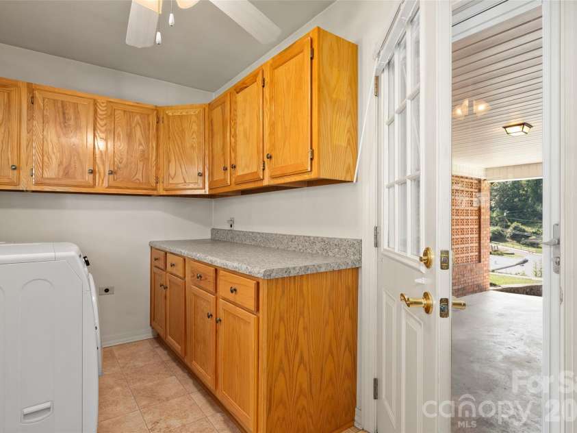 62 Haywood Drive, Canton, NC 28716.  MLS# CAR4410341, YatesRealty ID 49311. 