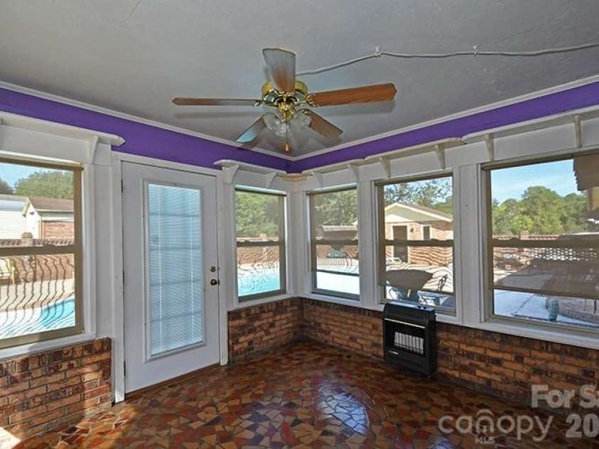 2525 Teague Street, Lincolnton, NC 28092.  MLS# CAR4420903, YatesRealty ID 49312. 