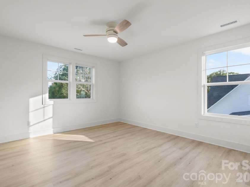 126 Jentri Way, Mooresville, NC 28115.  MLS# CAR4418346, YatesRealty ID 49315. 