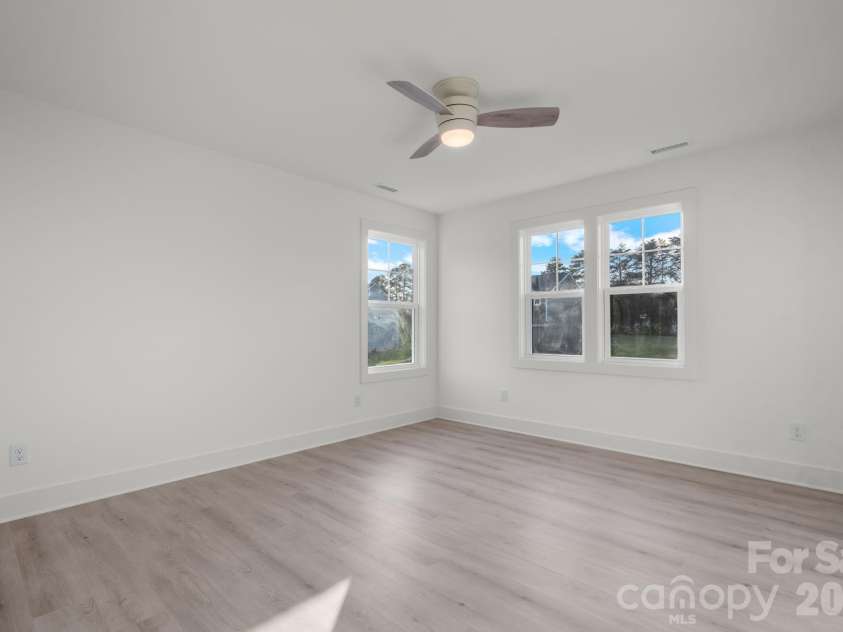126 Jentri Way, Mooresville, NC 28115.  MLS# CAR4418346, YatesRealty ID 49315. 