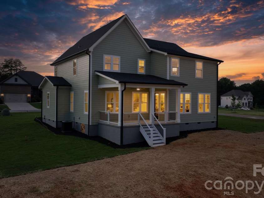 126 Jentri Way, Mooresville, NC 28115.  MLS# CAR4418346, YatesRealty ID 49315. 