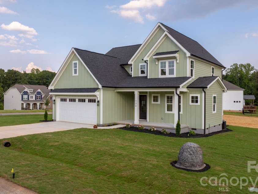 126 Jentri Way, Mooresville, NC 28115.  MLS# CAR4418346, YatesRealty ID 49315. 
