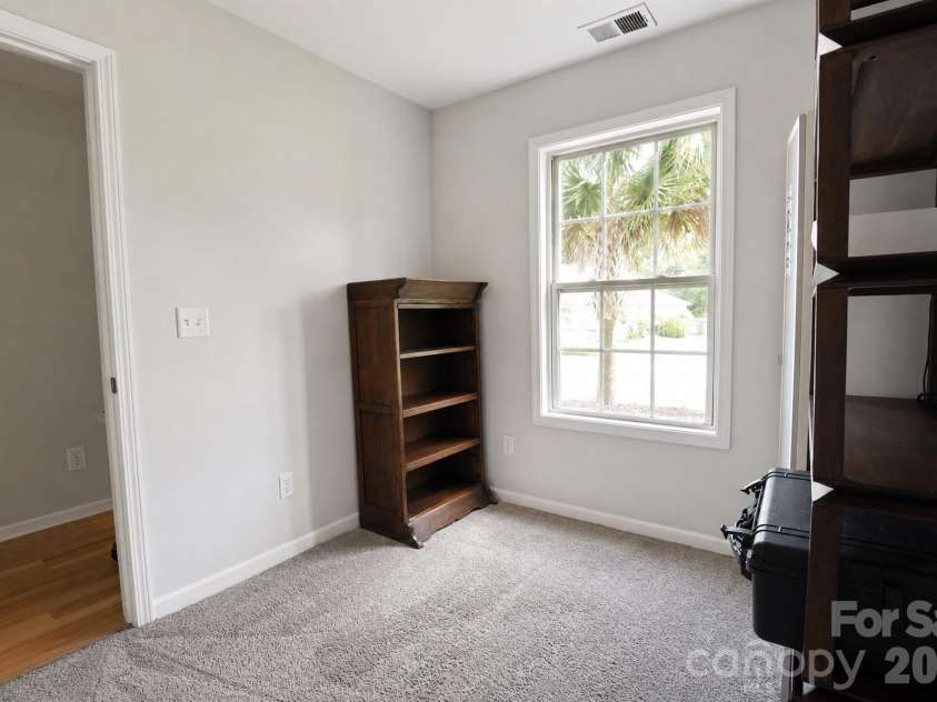 612 Colony Lakes Drive, Lexington, SC 29073.  MLS# CAR4421826, YatesRealty ID 49318. 