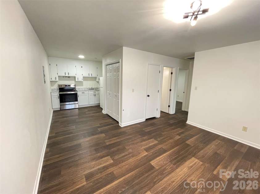 810 Dalton Street, Gastonia, NC 28052.  MLS# CAR4422314, YatesRealty ID 49319. 