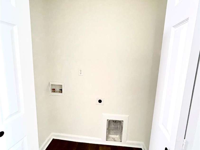 810 Dalton Street, Gastonia, NC 28052.  MLS# CAR4422314, YatesRealty ID 49319. 