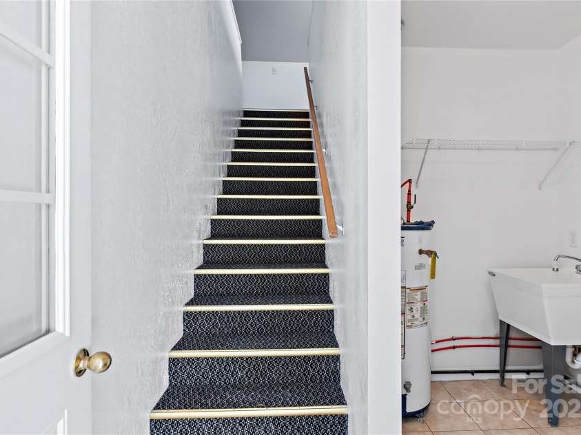 392 Avon Street, Mocksville, NC 27028.  MLS# CAR4222383, YatesRealty ID 4932. 