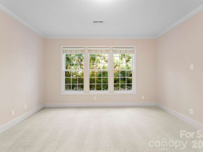 8928 Heydon Hall Circle, Charlotte, NC 28210.  MLS# CAR4297775, YatesRealty ID 49323. Basement Bedroom