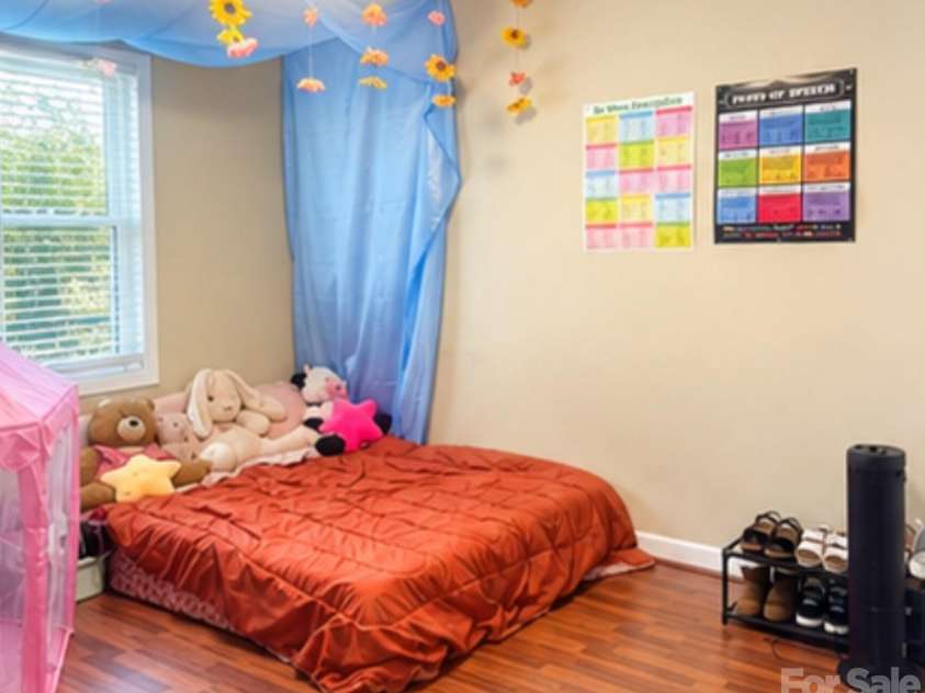 1117 Surry Lane, Gastonia, NC 28054.  MLS# CAR4422253, YatesRealty ID 49325. 