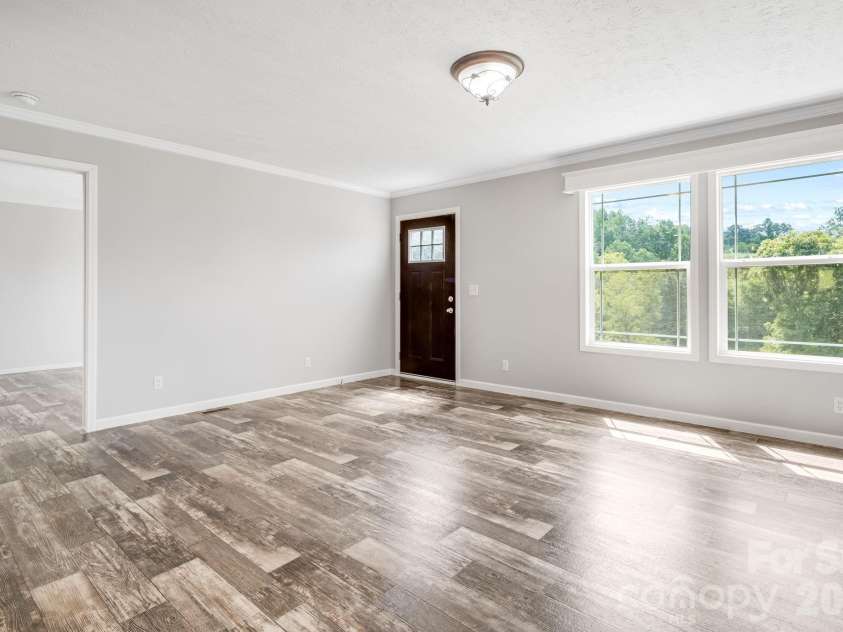 162 Phillips Valley Road, Mars Hill, NC 28754.  MLS# CAR4417613, YatesRealty ID 49327. 