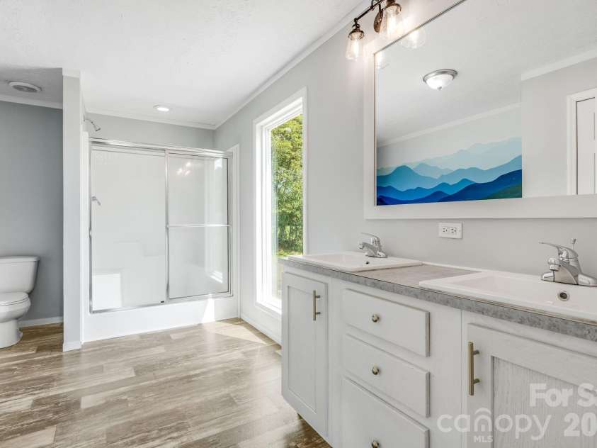 162 Phillips Valley Road, Mars Hill, NC 28754.  MLS# CAR4417613, YatesRealty ID 49327. 