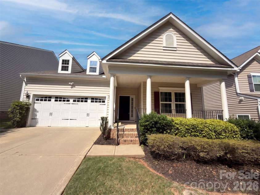 1006 Oakmere Road, Waxhaw, NC 28173.  MLS# CAR4422374, YatesRealty ID 49332. 