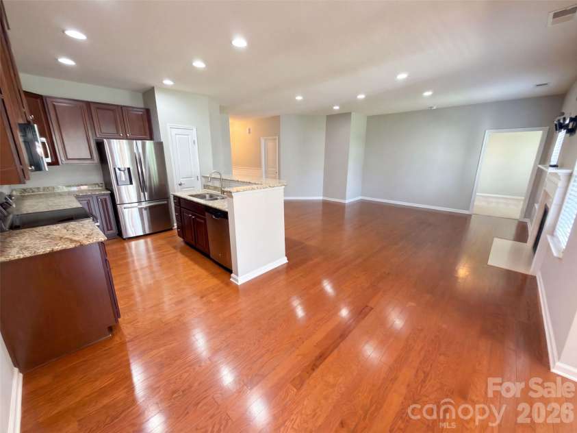 1006 Oakmere Road, Waxhaw, NC 28173.  MLS# CAR4422374, YatesRealty ID 49332. 