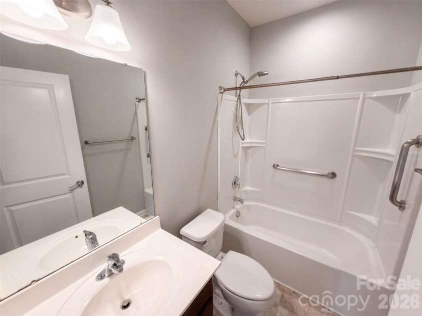 1006 Oakmere Road, Waxhaw, NC 28173.  MLS# CAR4422374, YatesRealty ID 49332. 