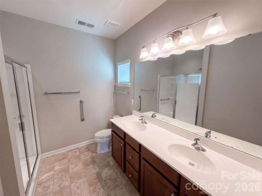 1006 Oakmere Road, Waxhaw, NC 28173.  MLS# CAR4422374, YatesRealty ID 49332. 