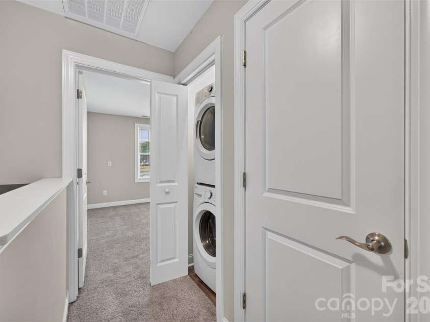 3919 Hemingway Drive, Hickory, NC 28601.  MLS# CAR4420022, YatesRealty ID 49333. 