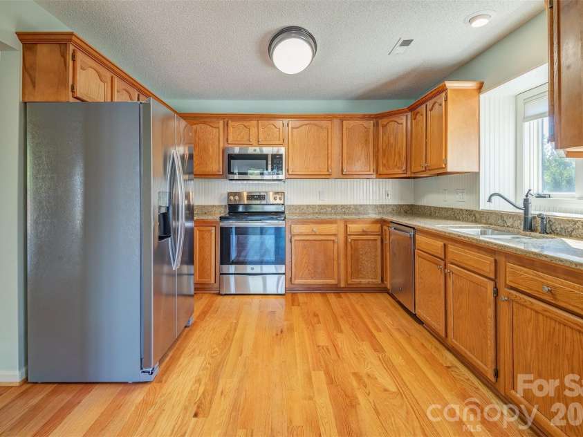 227 Kyfields Road, Weaverville, NC 28787.  MLS# CAR4421377, YatesRealty ID 49335. 