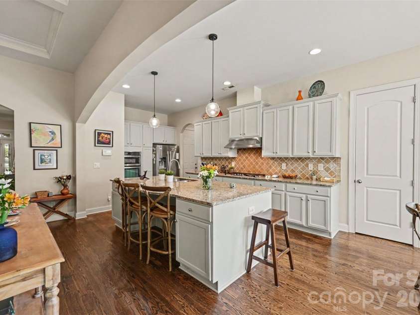 4106 Deer Track Court, Mint Hill, NC 28227.  MLS# CAR4418746, YatesRealty ID 49336. Kitchen