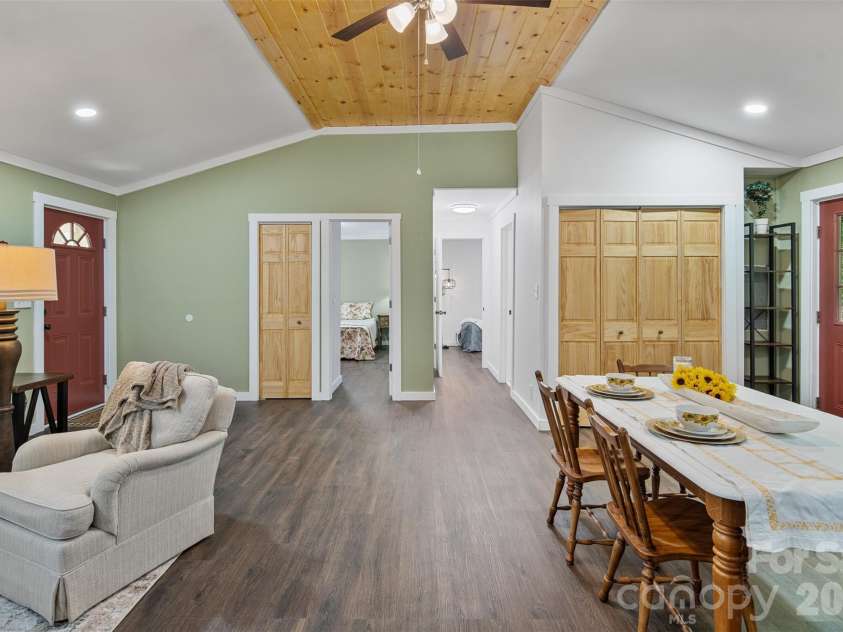 190 Hummingbird Lane, Fleetwood, NC 28626.  MLS# CAR4422390, YatesRealty ID 49339. 