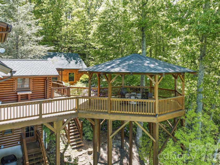 1200 Tawodi Trail, Maggie Valley, NC 28751.  MLS# CAR4358246, YatesRealty ID 4934. 