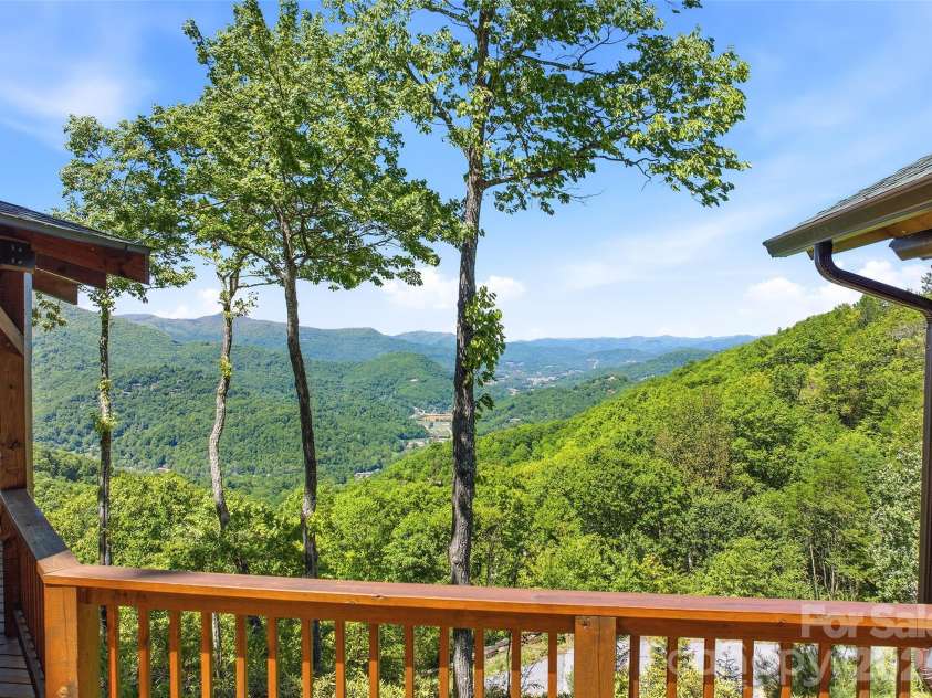 1200 Tawodi Trail, Maggie Valley, NC 28751.  MLS# CAR4358246, YatesRealty ID 4934. 