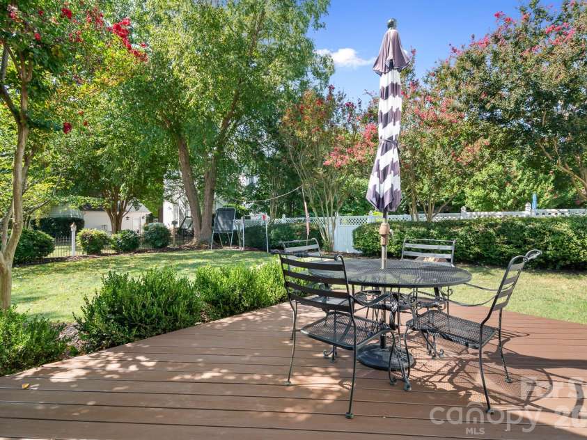 8606 Camberly Road, Huntersville, NC 28078.  MLS# CAR4404900, YatesRealty ID 49341. 