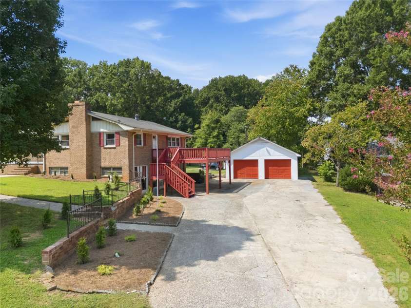 1014 Hoke Street, Kannapolis, NC 28081.  MLS# CAR4422401, YatesRealty ID 49342. 