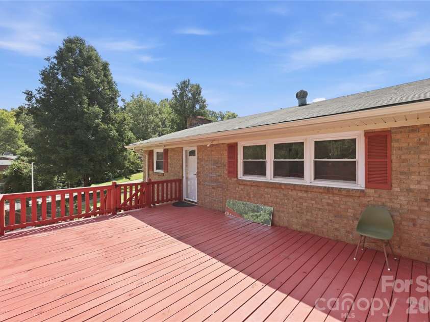 1014 Hoke Street, Kannapolis, NC 28081.  MLS# CAR4422401, YatesRealty ID 49342. 