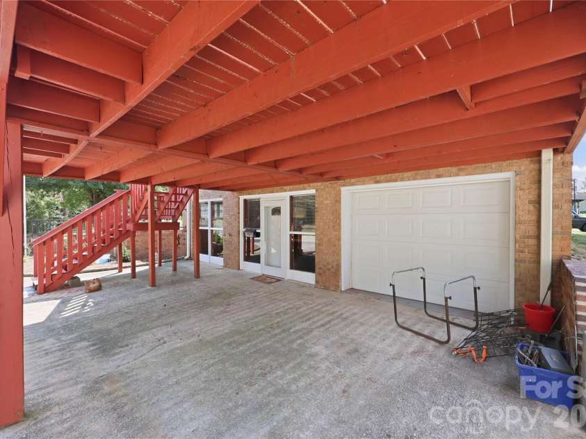 1014 Hoke Street, Kannapolis, NC 28081.  MLS# CAR4422401, YatesRealty ID 49342. 