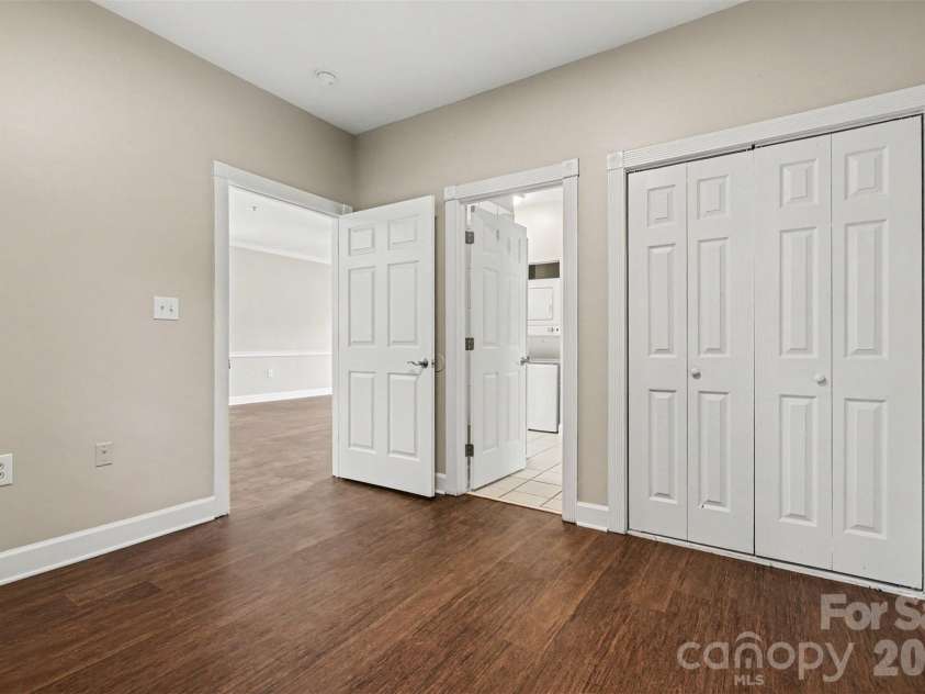 9041 Meadow Vista Road, Charlotte, NC 28213.  MLS# CAR4408061, YatesRealty ID 49344. 