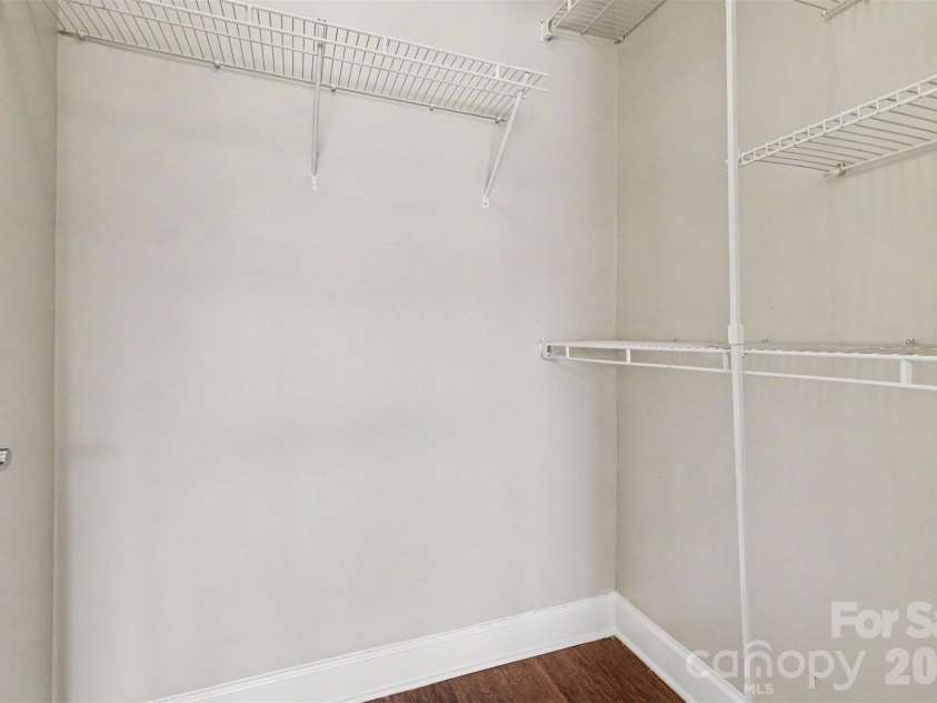 9041 Meadow Vista Road, Charlotte, NC 28213.  MLS# CAR4408061, YatesRealty ID 49344. 
