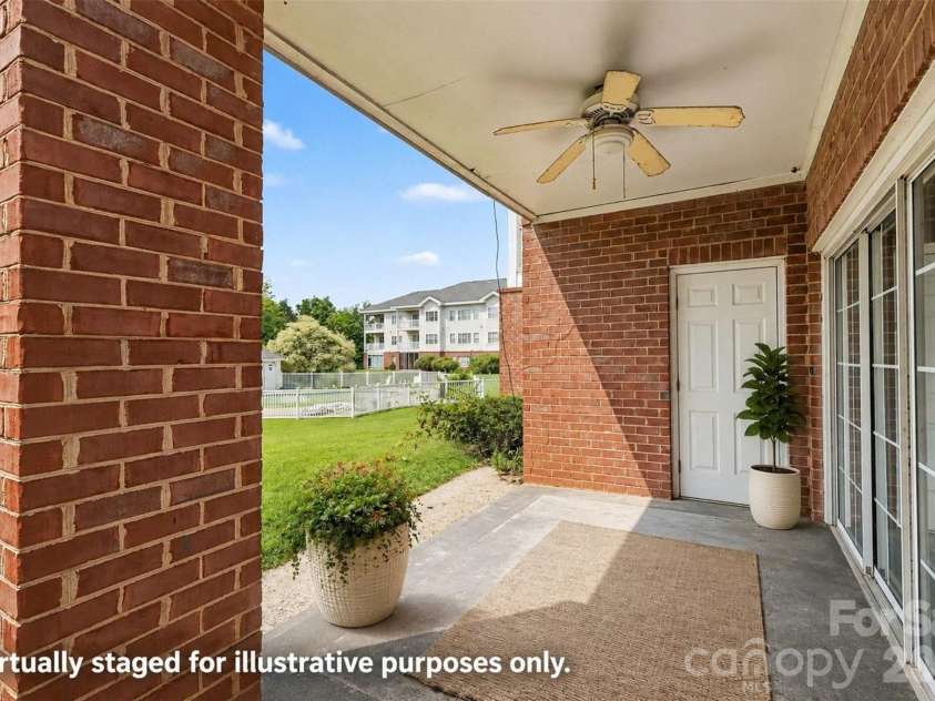 9041 Meadow Vista Road, Charlotte, NC 28213.  MLS# CAR4408061, YatesRealty ID 49344. 