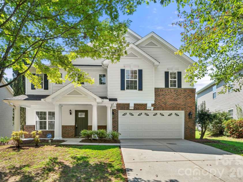 10925 Rousay Road, Charlotte, NC 28278.  MLS# CAR4421823, YatesRealty ID 49345. 