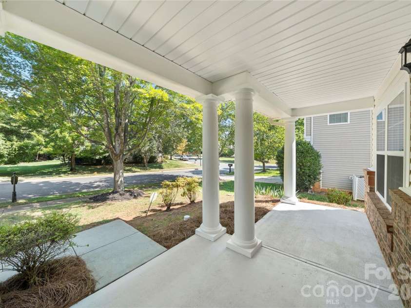 10925 Rousay Road, Charlotte, NC 28278.  MLS# CAR4421823, YatesRealty ID 49345. 