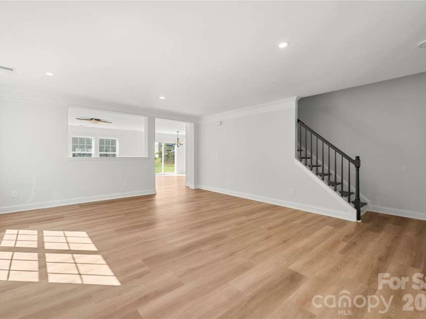 10925 Rousay Road, Charlotte, NC 28278.  MLS# CAR4421823, YatesRealty ID 49345. 