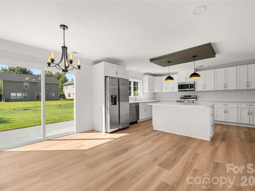 10925 Rousay Road, Charlotte, NC 28278.  MLS# CAR4421823, YatesRealty ID 49345. 