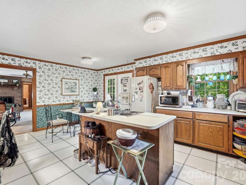 2504 Knights Court, Monroe, NC 28110.  MLS# CAR4420608, YatesRealty ID 49347. 